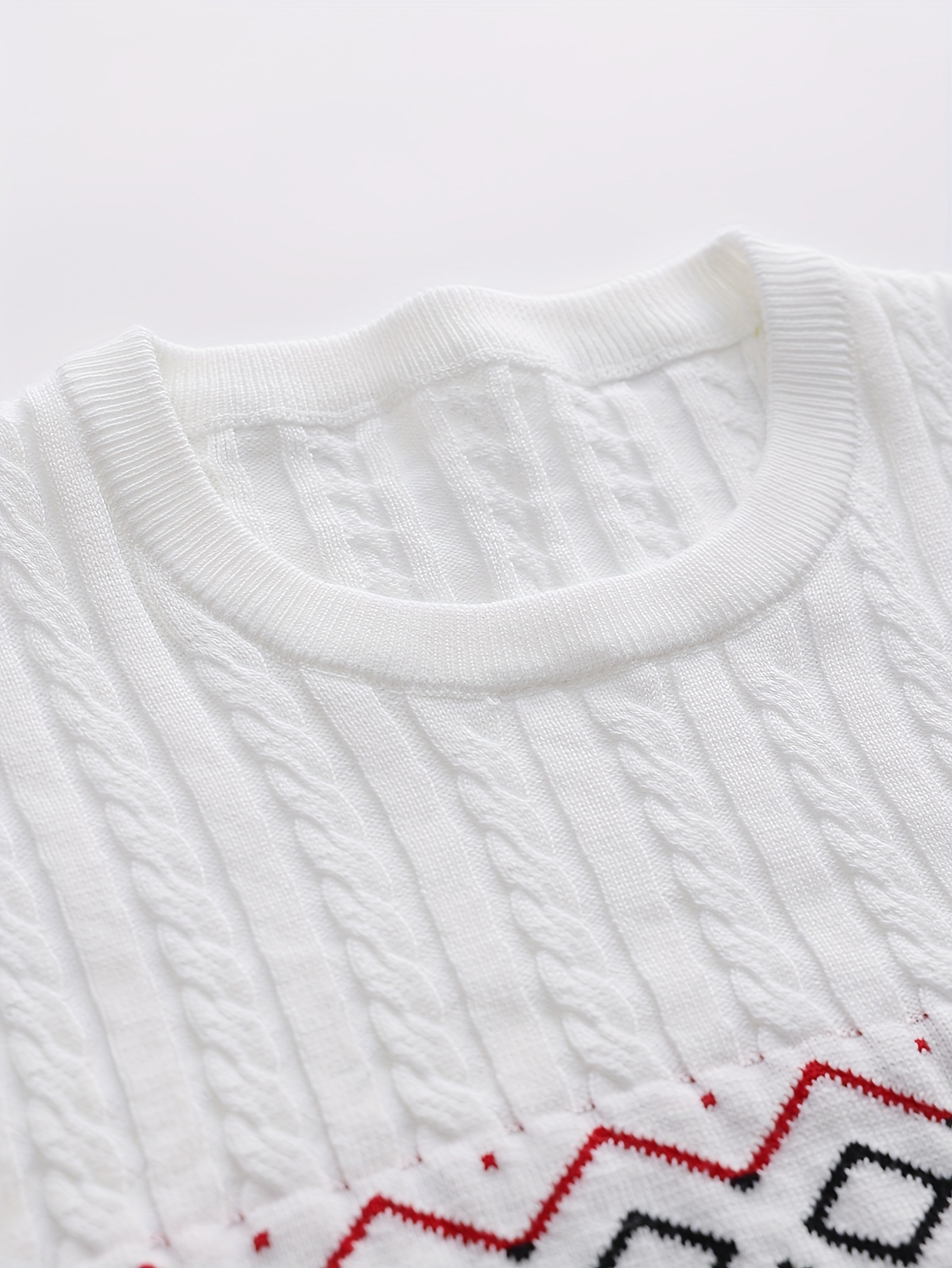 christmas style pattern mens retro knitted pullover round neck long sleeve sweater suitable for autumn and winter comfortable and warm details 19